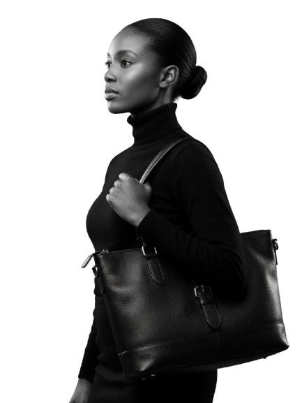 Young woman traveler with a bag — Center for Admission and Travels